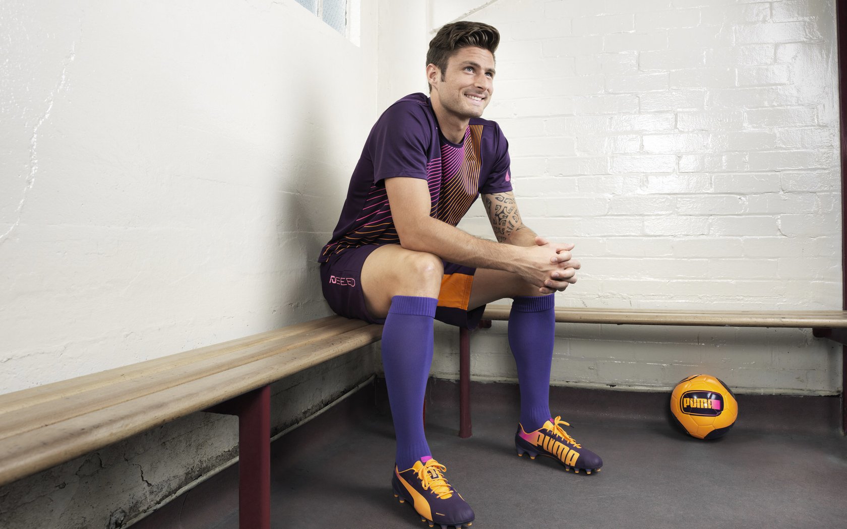 季风体验：在多变风向中考验运动员适应能力